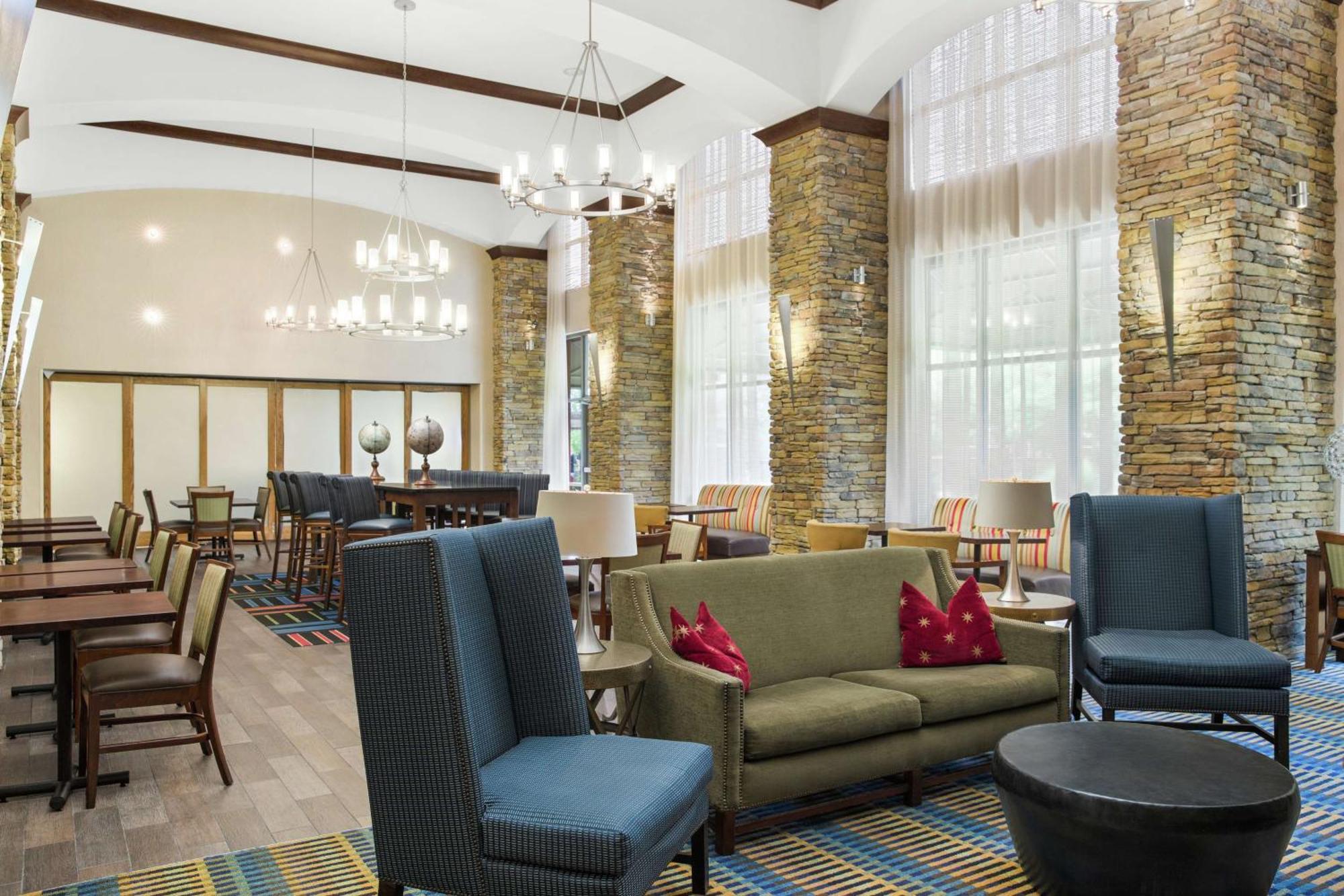 Hampton Inn Columbus/South-Fort Benning Exterior photo